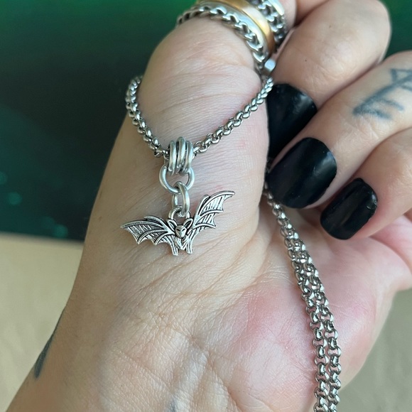 Bat vampire set earrings necklace goth halloween silver plated & stainless steel - Picture 5 of 15